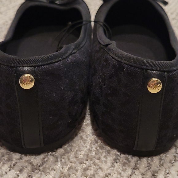 MK Black Flats - Picture 3 of 6